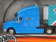 2002 Freightliner Petty Enterprises John Andretti #43 Cheerios Racing Team Transporters, 1/64, Hot Wheels Racing