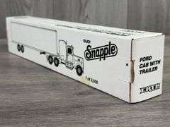 Ford LTL-9000 Snapple Tractor Trailer, 1/64, Ertl, 1993 Limited Edition, 1 Of 2500