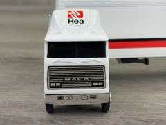 Mack Ultra-Liner Rea Magnet Wire Tractor Trailer, 1/64, Ertl