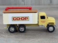 Tyler Transport & Co-Op Feed Trucks, 1/64, Ertl