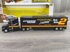 Rusty Wallace #2 Pontiac Excitement Penske Racing Team Transporter W/Stock Car & Collector Card, 1/64, Road Champs, Plastic Not Attached