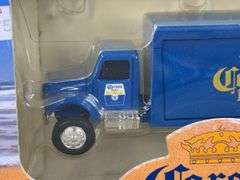 International Navistar Corona Extra Beverage Truck, 1/64, Ertl Collectibles