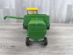 John Deere 6600 Combine, 1/24, Ertl, Gear Drive