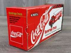 International Navistar Coca-Cola Beverage Truck, 1/64, Ertl
