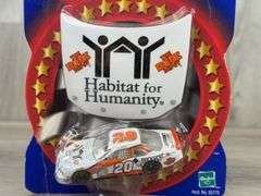 2 Tony Stewart #20 Habitat For Humanity Stock Cars, 1/64, Action & Winner’s Circle