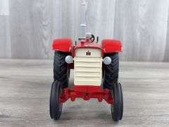 International 660 WF Diesel, 1/16, 1999 NFTS, Toy Farmer