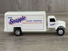 International Navistar Snapple Beverage Truck, 1/64, Ertl, 1993 Limited Edition, 1 Of 2500, Collector’s Edition