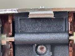 International Navistar Van Manen Oil Tractor Tanker, 1/64, Ertl