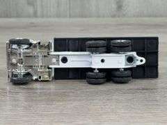 Custom Tanker And Fertilizer Tank Straight Truck-Ertl, 1/64