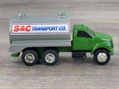 3 Tanker Trucks, 1/64, Ertl, 1 Has Been Repaired, 1 Is Custom