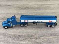 Kenworth T600A J & H Oil Co. Tractor Tanker, 1/64, Ertl