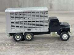 3 Cattle Trucks, 1/64, Ertl