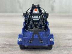 1953 Chevrolet All Day Towing Tow Truck, 1/32, Jada Toys; 1953 Chevrolet 3100 Road Towing Quick Shot Wrecker, 1/38, Kinsmart