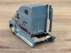 Freightliner C120 Werner Enterprises Semi Truck and Trailer Metal Collector Bank, 1/64, SpecCast,  Limited Edition