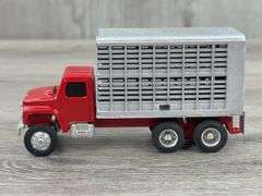 3 Cattle Trucks, 1/64, Ertl