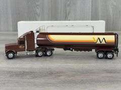 International Navistar Van Manen Oil Tractor Tanker, 1/64, Ertl