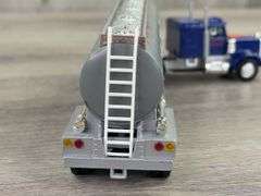 Lionel Gas Co. Tractor and Tanker, 12", O and O-27 Gauge