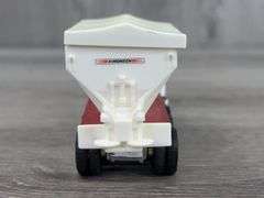 3 Fertilizer Spreaders, 1/64, Ertl,  2 are Custom