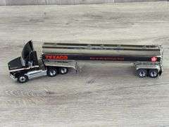 Mack CH 613 Ultimate Texaco Tanker,  1/43, Franklin Mint Precision Models, Certificate Of Authenticity