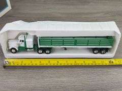 Lionel Weyerhauser T.T.O.S. Portland Oregon 1993 Tractor Trailer, 12", O and O-27 Gauge