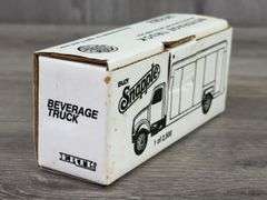 International Navistar Snapple Beverage Truck, 1/64, Ertl, 1993 Limited Edition, 1 Of 2500, Collector’s Edition