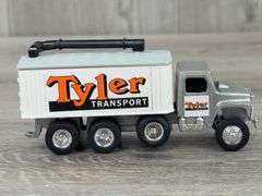 Tyler Transport & Co-Op Feed Trucks, 1/64, Ertl