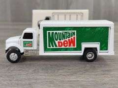 International Navistar Mountain Dew Beverage Truck, 1/64, Ertl, 1992, #2