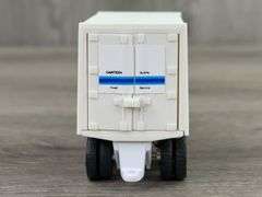 Canteen Quality Food Service Delivery Truck, 1/64, Ertl