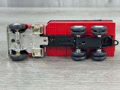 3 Feed Trucks, 1/64, Ertl, 1 Is Favorite Farm Supply