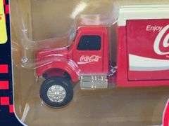 International Navistar Coca-Cola Beverage Truck, 1/64, Ertl