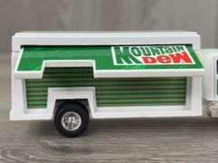 International Navistar Mountain Dew Beverage Truck, 1/64, Ertl, 1992, #2