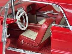 1960 Ford Thunderbird Coupe, Moonroof, Red, 1/24, Danbury Mint