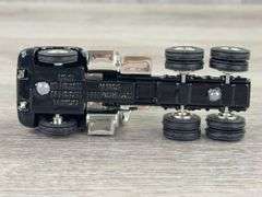 International 9200 Rawlings Sports Caravan Semi W/Double Trailer, 1/64, Scale Models, Serial #872