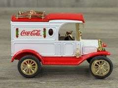 1913 Ford Model T Coca-Cola Van In Tin, 1/43, Commemorative Christmas Edition, Ertl
