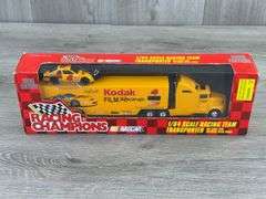 Sterling Marlin #4 Kodak Film Racing Transporter W/Car, 1/64, Racing Champions,  1996 Edition