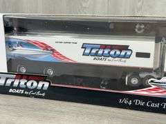 Triton Boats By Earl Bentz Transporter, 1/64, Racing Champions Ertl