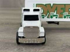 Ford LTL-9000 W/Sleeper Dyersville Tractor Trailer, 1/64, Ertl, Limited Edition