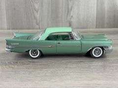 1958 Chrysler New Yorker Hardtop, Spring Green/Cypress Green, 1/24, Danbury Mint, Certificate Of Title