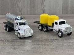 Custom Tanker And Fertilizer Tank Straight Truck-Ertl, 1/64
