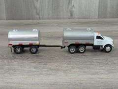 2 Delhi Dairy Tankers & Pups, 1/64, Ertl