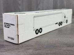 International Navistar Oregon Trail Cherries Tractor Trailer, 1/64, Ertl, 1993