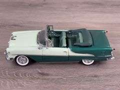 1955 Oldsmobile Super Eighty-Eight Convertible, Two-Tone Green, 1/24, Danbury Mint, No Paperwork, Rearview Mirror Broken Off But Included