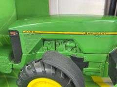 John Deere 8400 MFWD Duals, 1/16, 1994 Special Edition