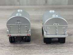 2 Delhi Dairy Tankers & Pups, 1/64, Ertl