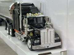 Kenworth W900 Tanker Truck, 1/43, National Motor Museum Mint
