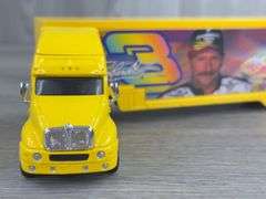 Kenworth Dale Earnhardt #3 Goodwrench/Peter Max Transporter, 1/64, Action