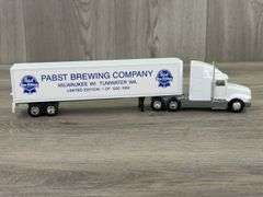 International 9400 Pabst Brewing Company Tractor Trailer, 1/64, Road Champs Inc., 1992 Limited Edition, 1 Of 1250