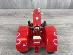 International 660 WF Diesel, 1/16, 1999 NFTS, Toy Farmer