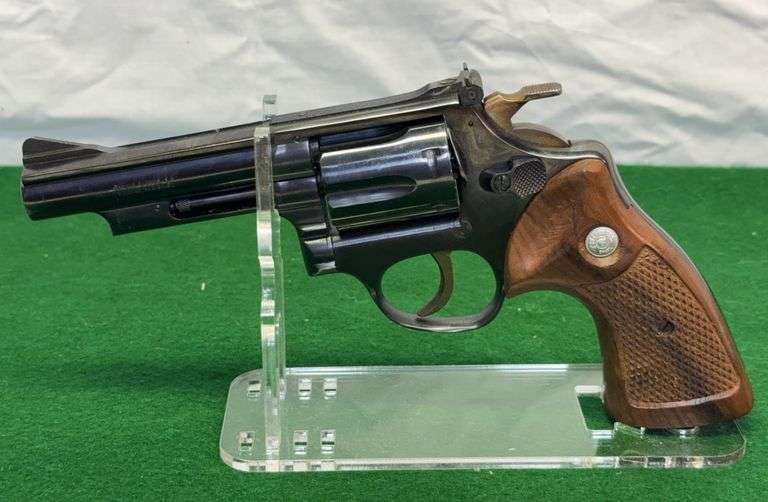 Taurus Model 66 .357 Magnum Double Action Revolver, Serial# 6751, 4” Barrel, S&M Leather Holster