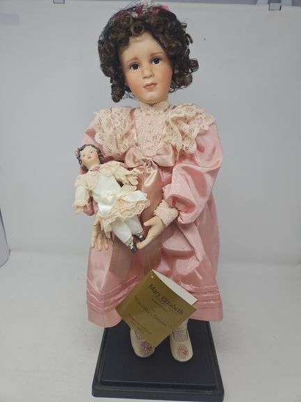 Mary Elizabeth & Her Jumeau, Yesterday's Dreams, Georgetown Collection, 20-in.